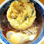 かき揚げそば 生玉子(加賀)