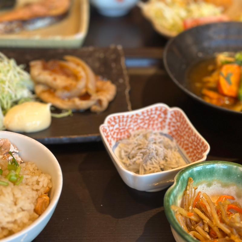 (ニホンの食卓 つくみ 池袋東武店)