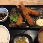 エビフライ定食