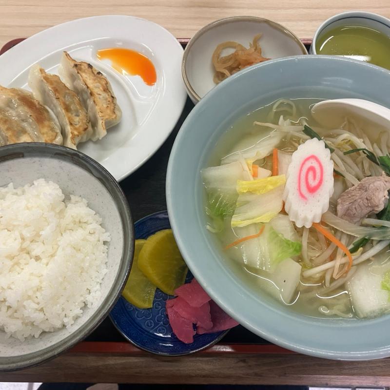 タンメン餃子半ライス(釜萬食堂 )