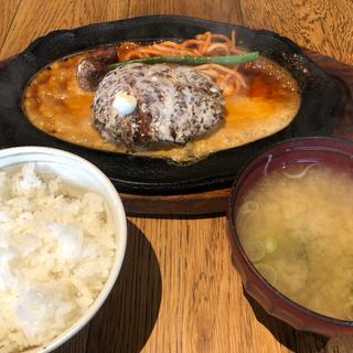 君のハンバーグ　ごはんと味噌汁セット(君のハンバーグを食べたい 葛西店)