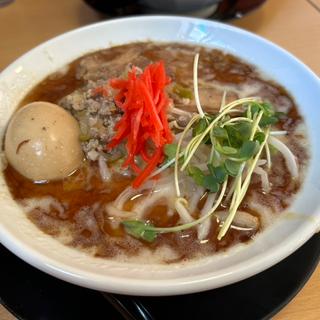 ゴマラーメン黒