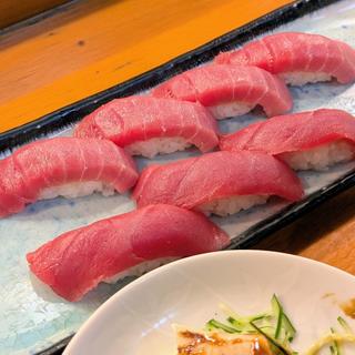 中トロ＋赤身(金太楼鮨 馬道店)