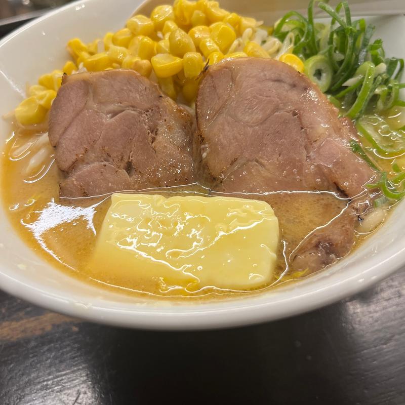 白味噌ラーメン（限定）(博多とんこつ 豚の足跡)