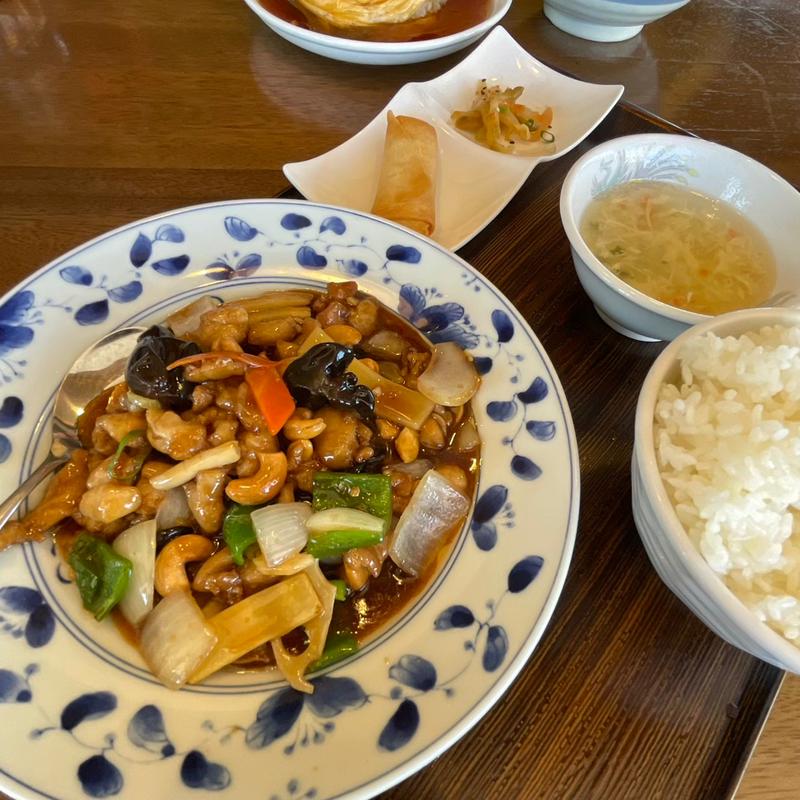 鶏肉とカシューナッツ炒め(北京飯店)