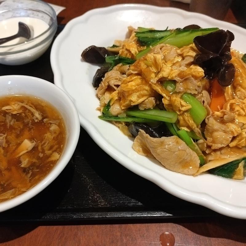 豚肉キクラゲと玉子の焼きそば(新荘園 飯田橋店)