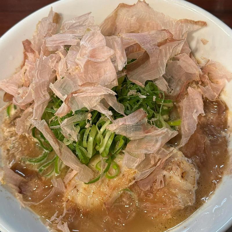 枕崎豚骨ラーメン(鰹が昇るまで)