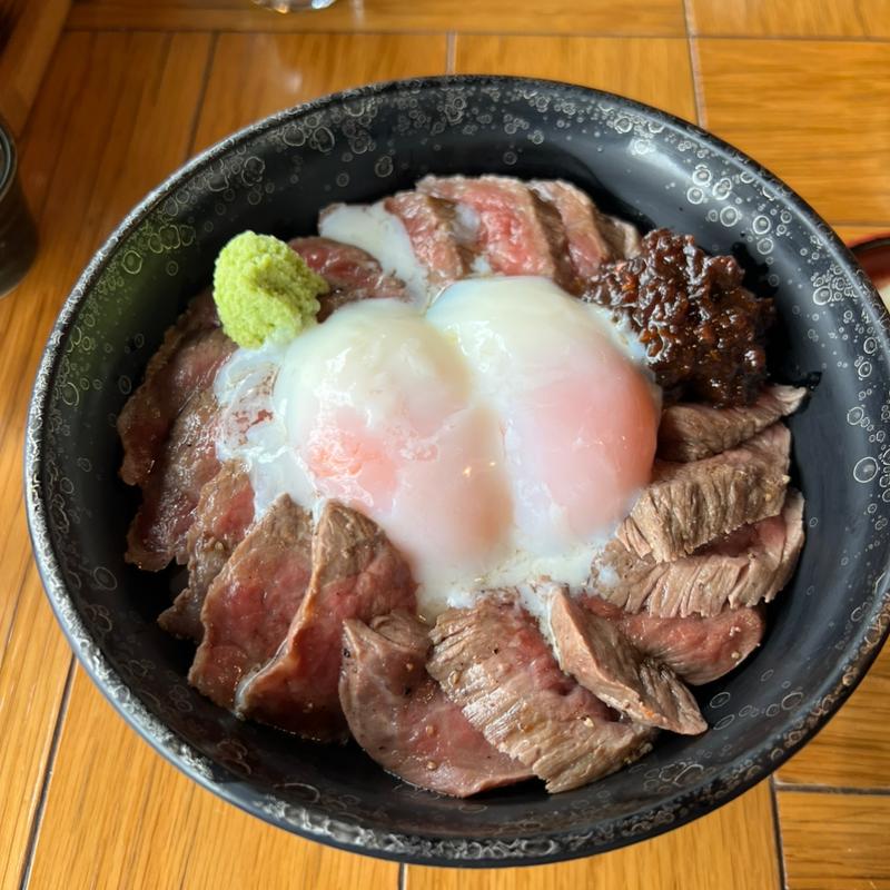 あか牛丼(あか牛丼　いわさき)