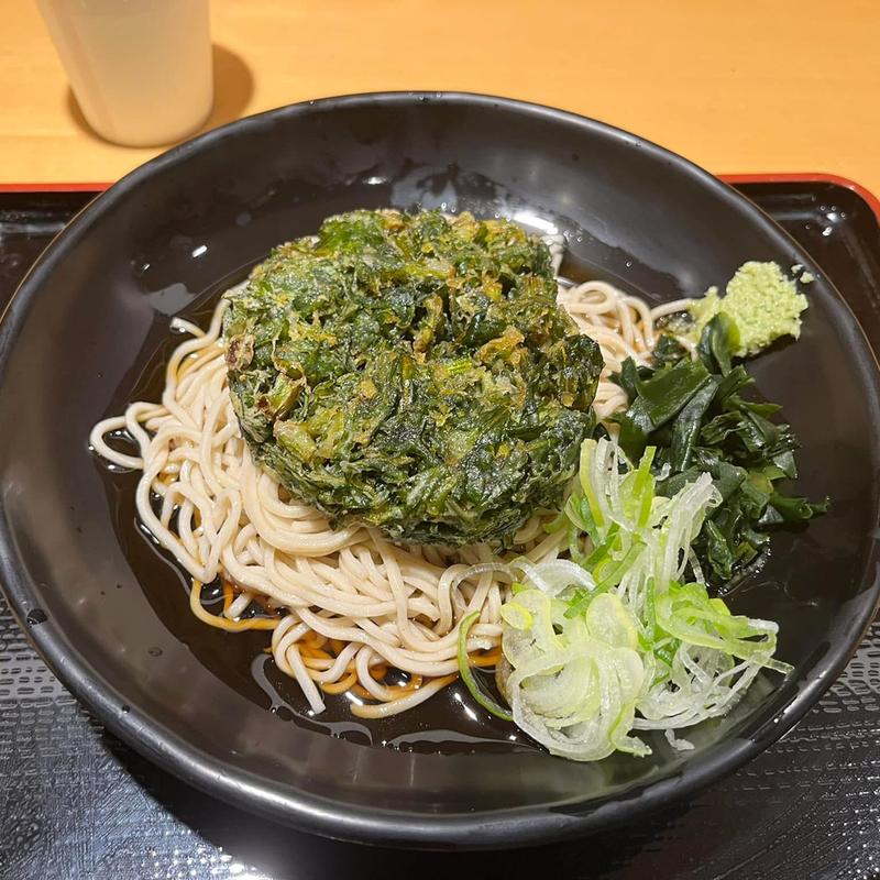 冷たい春菊天そば(吉そば　 代々木駅前店 )
