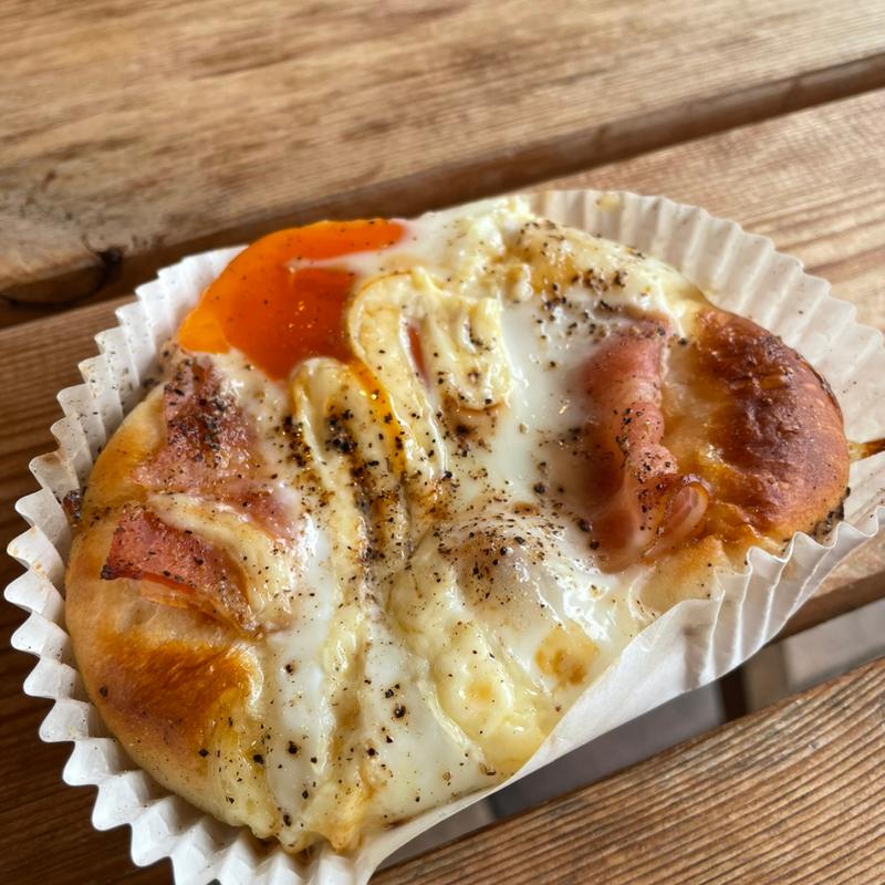 ベーコンegg(トーホーベーカリー)