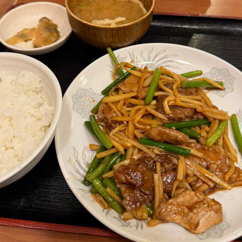 豚肉と竹の子のオイスター炒め定食　おちょぼライス(大衆食堂 定食のまる大 多摩センター店)