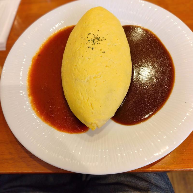 オムライス（デミ・トマト）あいがけセット(洋食Shin)