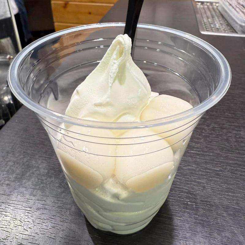 ソフトクリーム(ホワイトコージ 札幌ステラプレイス店)