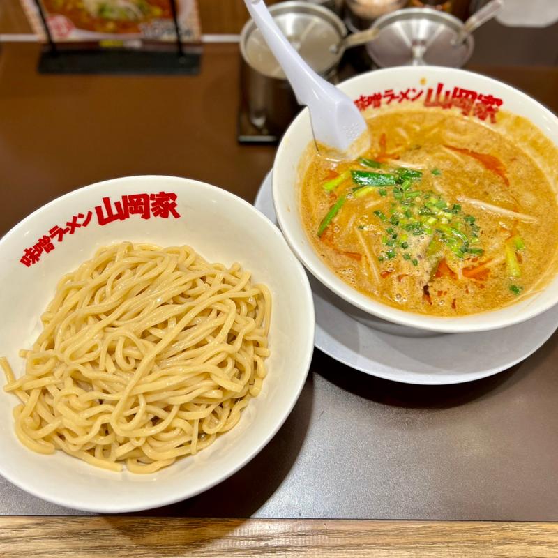 ごま味噌つけ麺(味噌ラーメン山岡家 すすきの店)