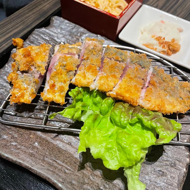 レアアジフライ(お魚食堂 魚彦 銀蔵)