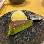 抹茶ブラウニー バニラアイス添え(名古屋 かに銀 名駅店)