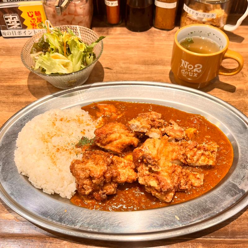 ジャンボ唐揚げカレー(カレーとデミ カサネヤ)