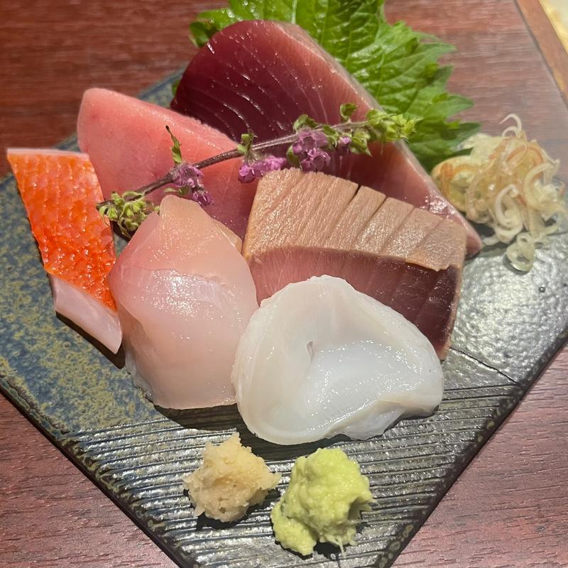 刺身盛り合わせ(とりこ)