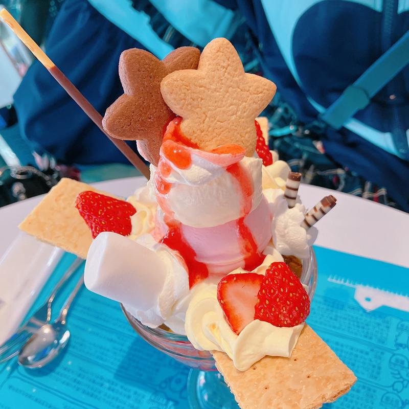 蠍座(パフェテラス ミルキーウェイ)