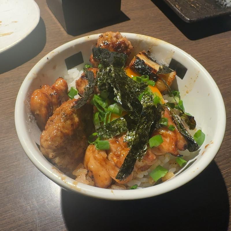 焼鳥丼（ミニ）(炭焼天翔 )