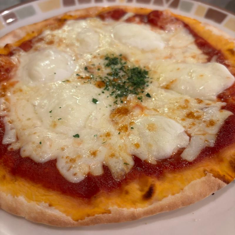 バッファローモッツァレラのマルゲリータピザ(サイゼリヤ 聖蹟桜ヶ丘ザスクエア店)