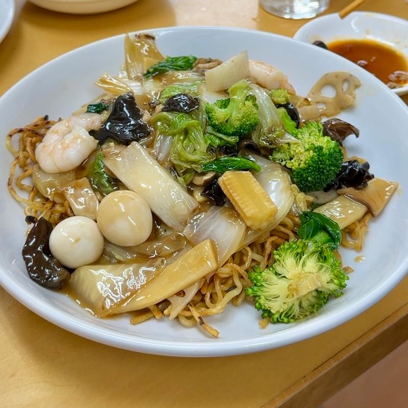 五目あんかけ焼きそば(全家福)