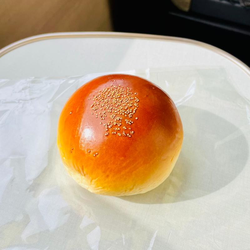 つぶしあんぱん(こころにあまいあんぱんやＪＲ名古屋駅店)