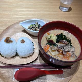 そらみそ定食