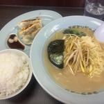 醤油ネギラーメン餃子セット(椿 （ツバキ）)