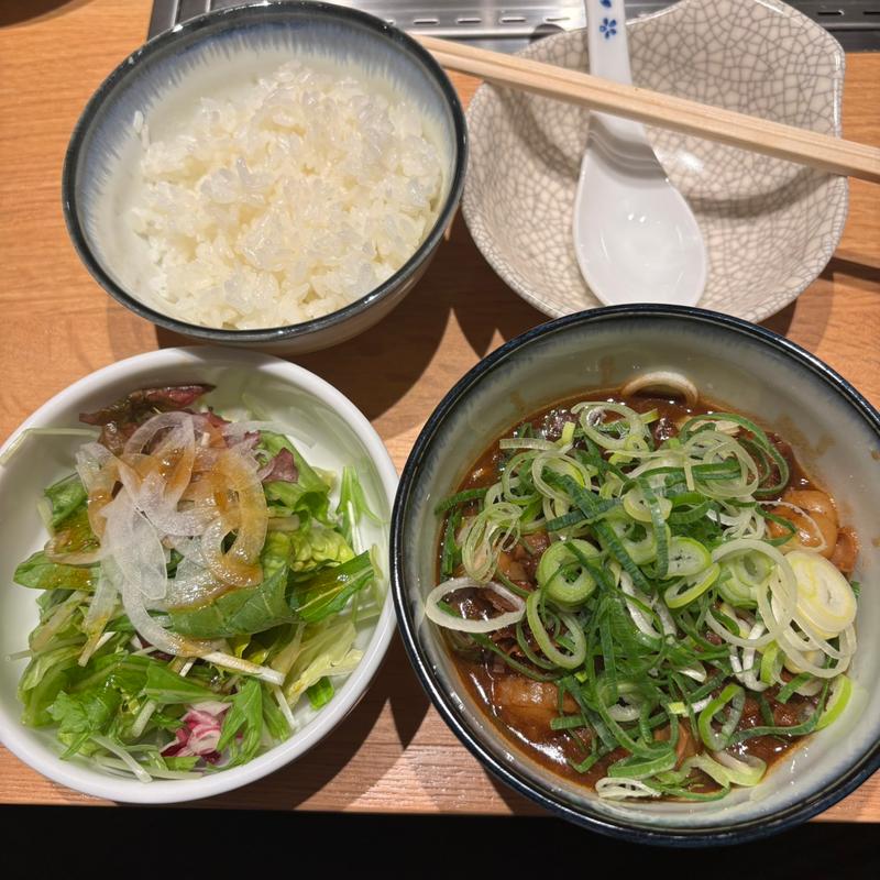 煮込みランチ(京都焼肉 天壇1965 MARUNOUCHI)