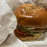 アボカドチーズバーガー(CRITTERS BURGER)