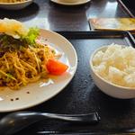 汁なし担々麺