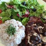 北上産豚肩ロースブルーベリー煮込み(Cota Cafe(コタカフェ)｜しゅうブルーベリー園)