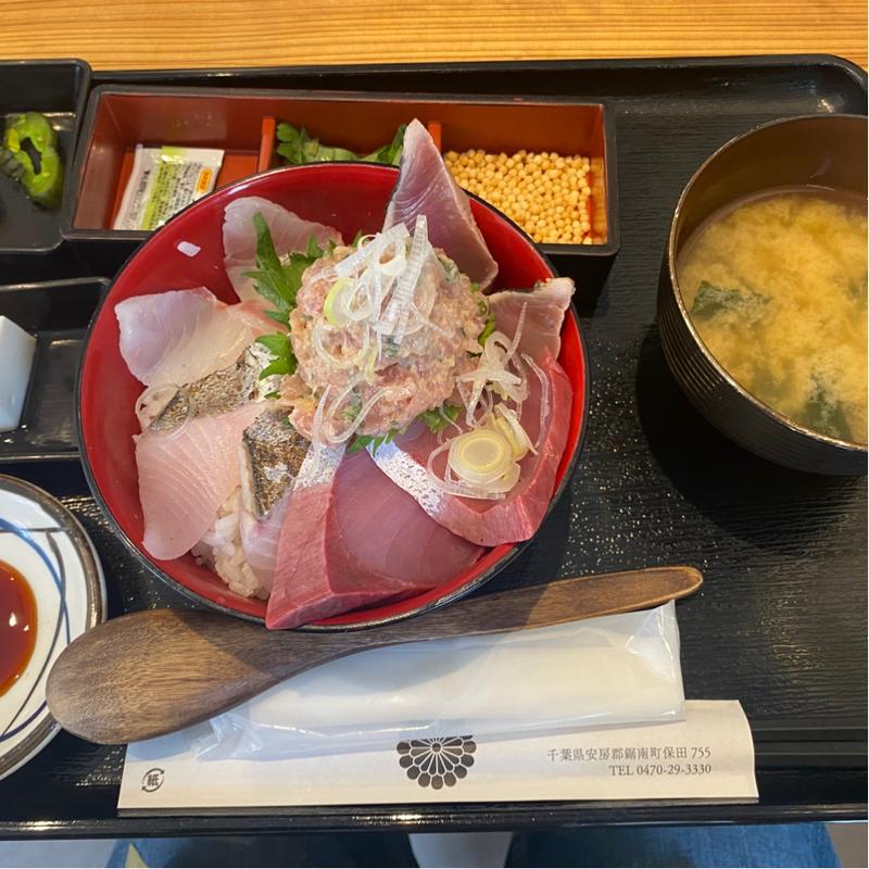 地魚刺なめろうのぶっかけ丼(保田食堂)