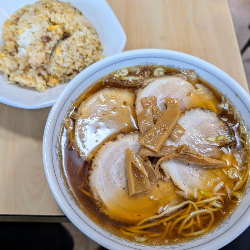 チャーシュー麺半チャーハンセット(中華料理 やまだ（山田屋）)