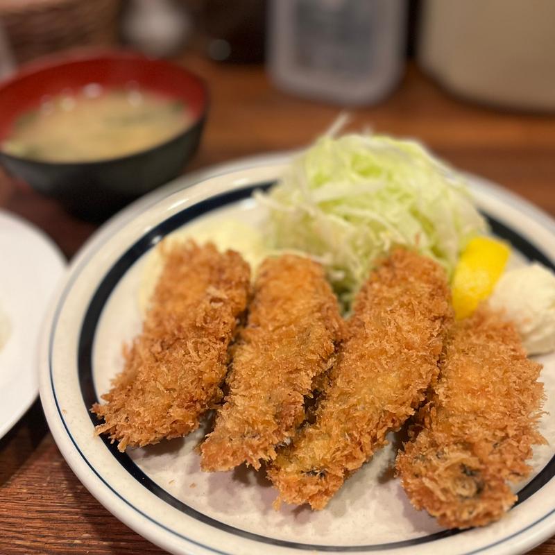 カキフライ定食(かつれつ四谷たけだ )