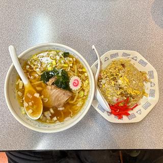 半チャーハン＋ラーメンセット