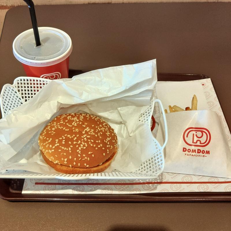 厳選ナチュラルチーズバーガー ランチ(ドムドムハンバーガー 江釣子店 )