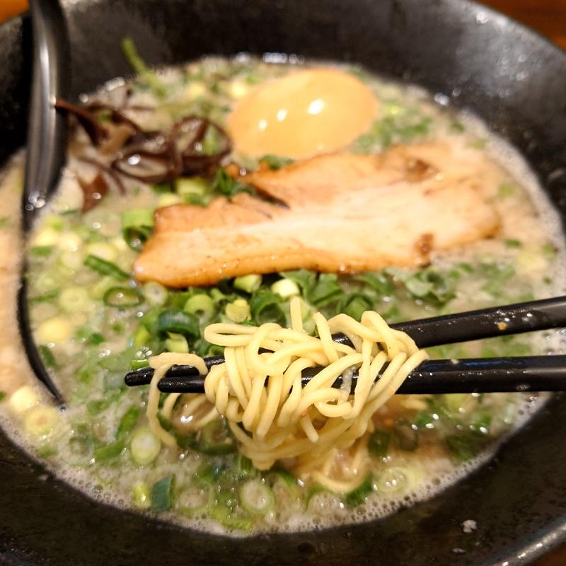 九州らあめん(どん きさろく 八柱店 （九州らあめん どんきさろく）)