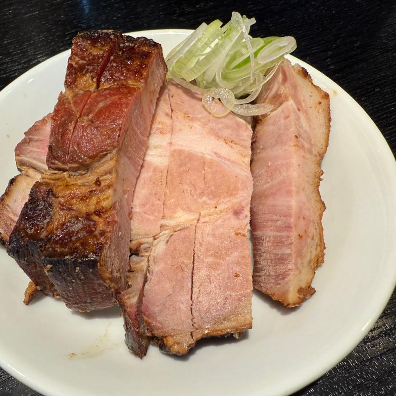 つけそば醤油大盛り、刻みチャーシュー、背脂(支那ソバ　小むろ )