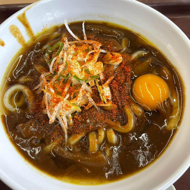 カレーうどん 玉子(青海食堂)