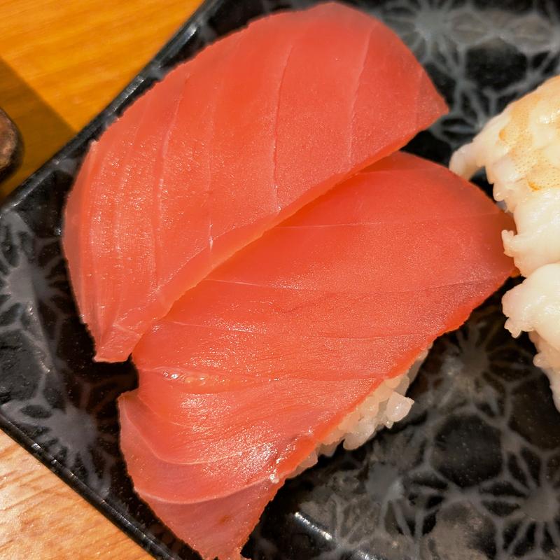 まぐろ寿司(幸せの焼肉食べ放題 かみむら牧場 京急蒲田第一京浜側道店)