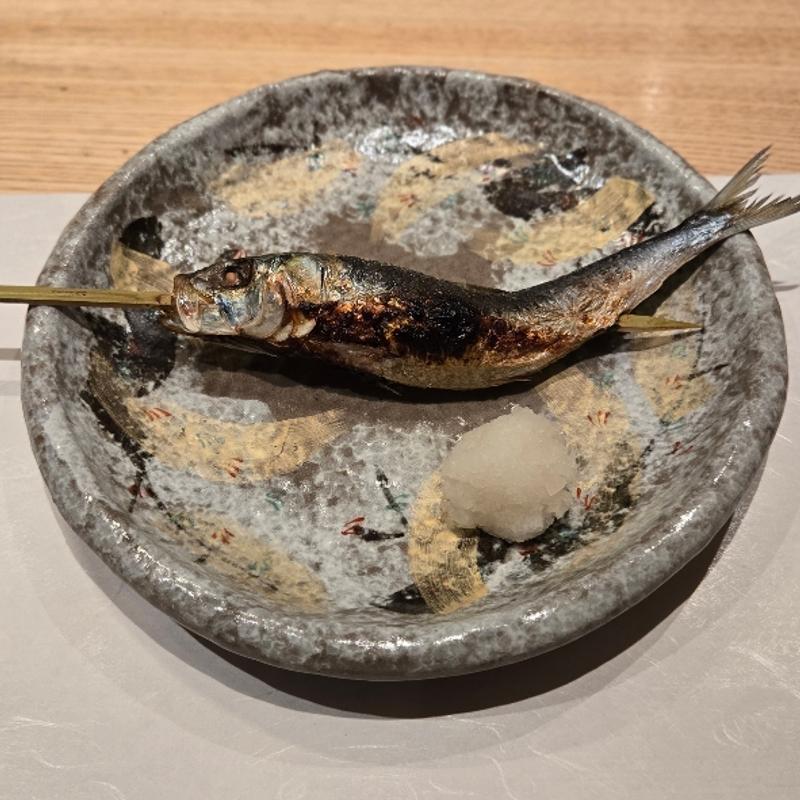 京都産大羽イワシ 囲炉裏塩焼き(炭の音 あすと)