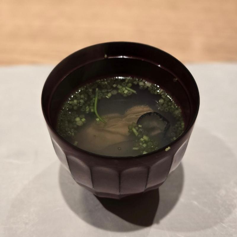 牡蠣のおすまし(炭の音 あすと)