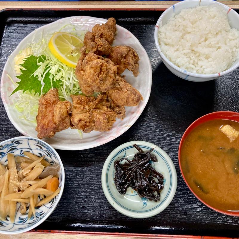 から揚げ定食(食事処 きくよし)