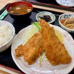 真アジフライ定食