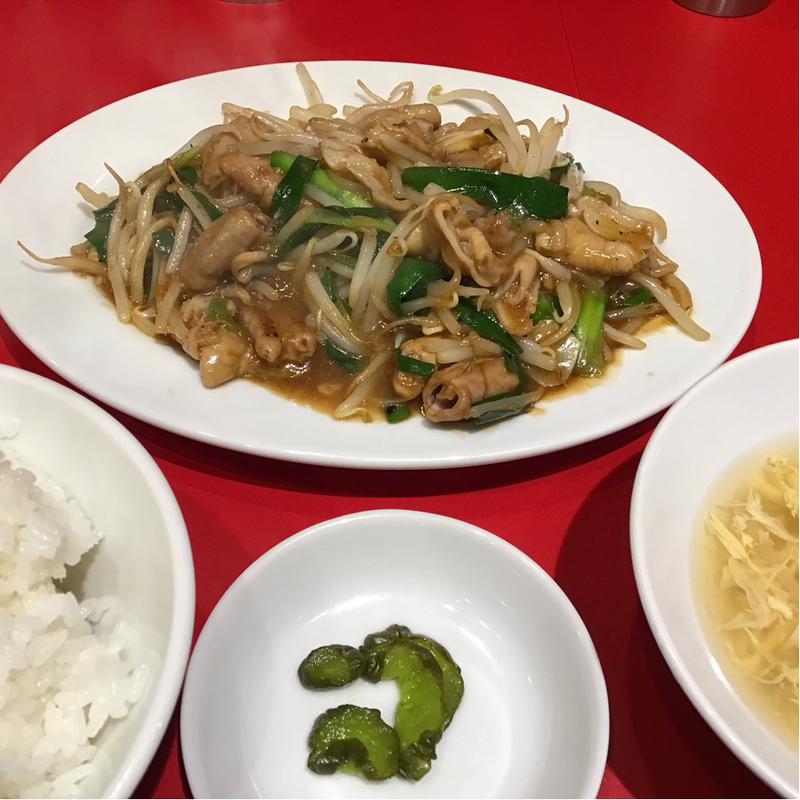 ホルモン炒め定食(レバニラ髙橋)