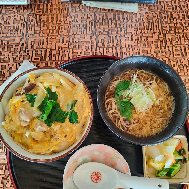 親子丼(食事処つくし)