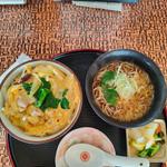 親子丼(食事処つくし)