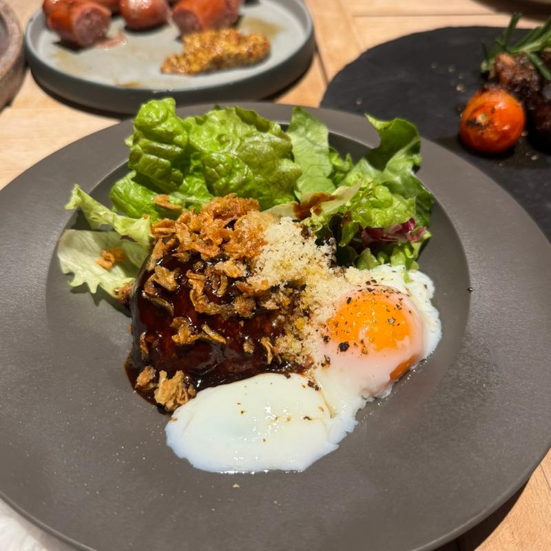 石垣島産もろみ産の自家製ハンバーグ(THIRD石垣島)